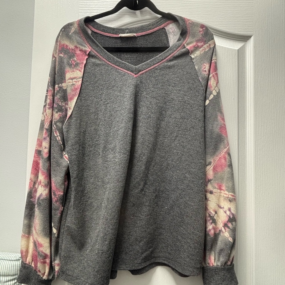 ODDY Gray Sweatshirt with Pink Tie-Dye Sleeves